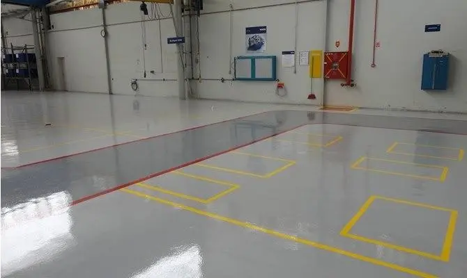 Pintura de piso industrial